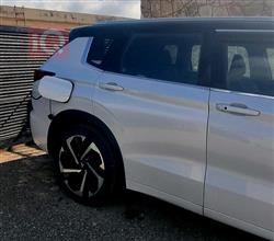 ميتسوبيشي اوتلاندر